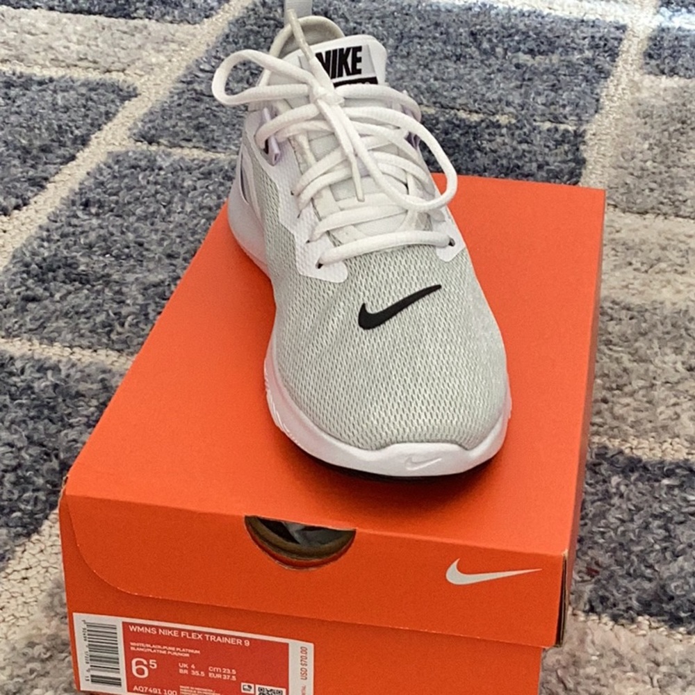 Brand New Nike Flex Trainers 9